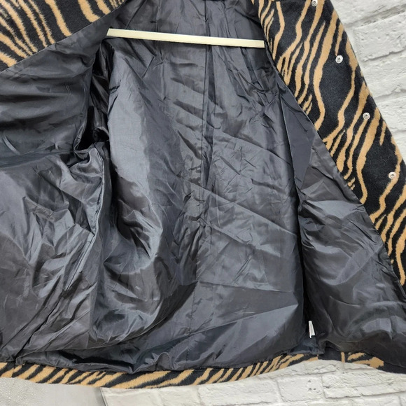 Nasty Gal Faux Fur Leopard Shacket Animal Print Cozy Fuzzy Size Large Jacket - Picture 9 of 15